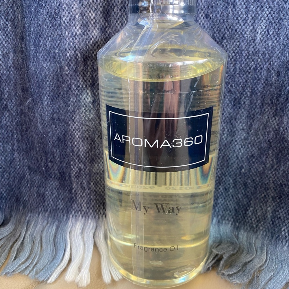 500 ml “MY WAY” brand new, factory sealed fragrance oil for AROMA 360